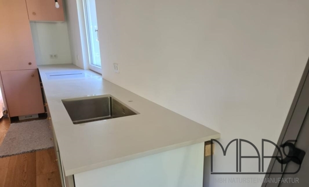 Bergisch Gladbach IKEA Küche mit Dekton Arbeitsplatten Aeris