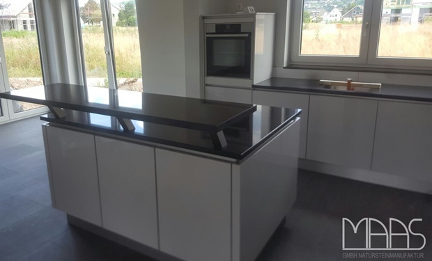 Bonn Granit Arbeitsplatten Nero Devil Black