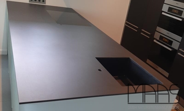 Bremen Laminam Arbeitsplatte Nero Assoluto