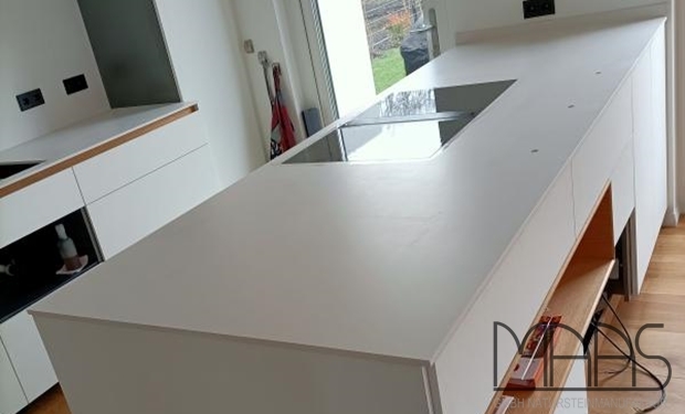 Dekton Arbeitsplatten und Wischleiste