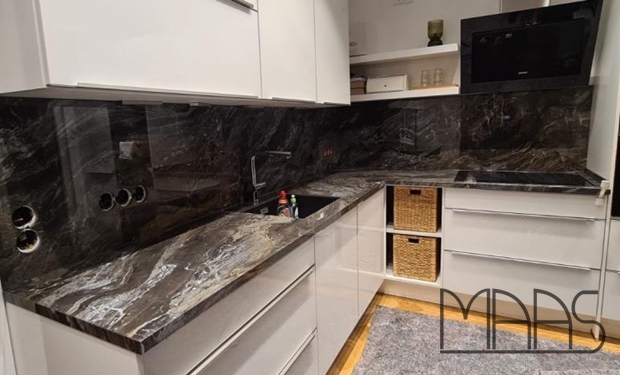 Dortmund Porcelanosa Arbeitsplatten und Rückwände Orobico Dark