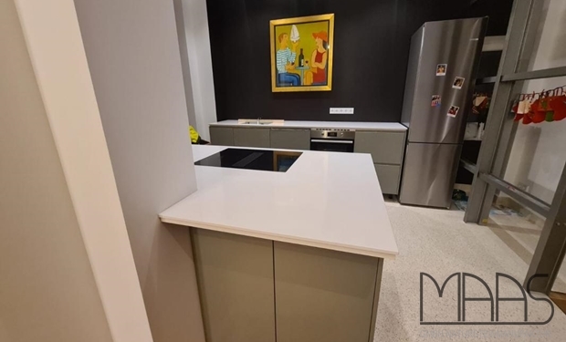 Frankfurt am Main Silestone Arbeitsplatten Iconic White