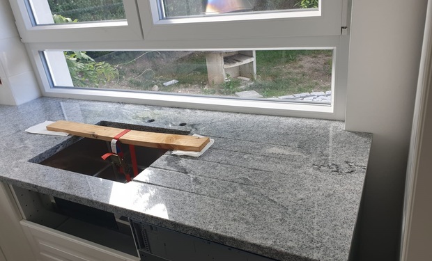 Grenzach-Wyhlen IKEA Küche mit Granit Arbeitsplatten Viscont White