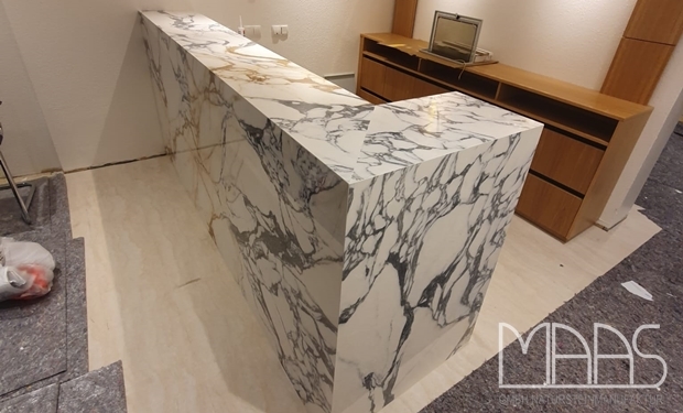 Hennigsdorf Level Keramik Arbeitsplatten Calacatta Paonazzo