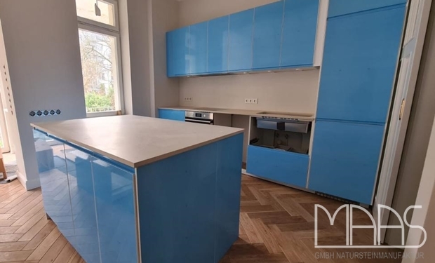 Köln IKEA Küche mit Dekton Arbeitsplatten Aeris