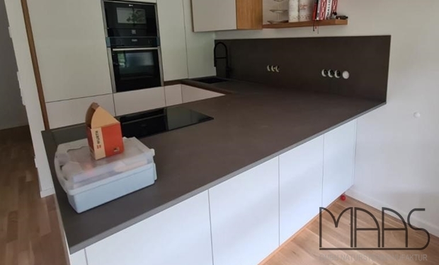 Köln Neolith Arbeitsplatten und Rückwand Barro neolith