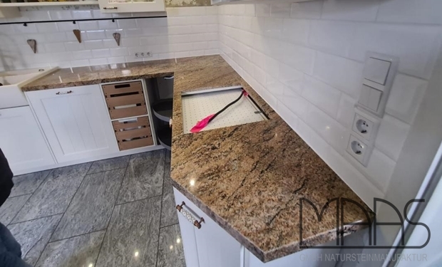 Marl Granit Arbeitsplatten und Tischplatte Juparana Classico Rio