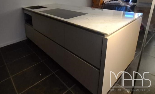Mendig Granit Arbeitsplatte Moon River
