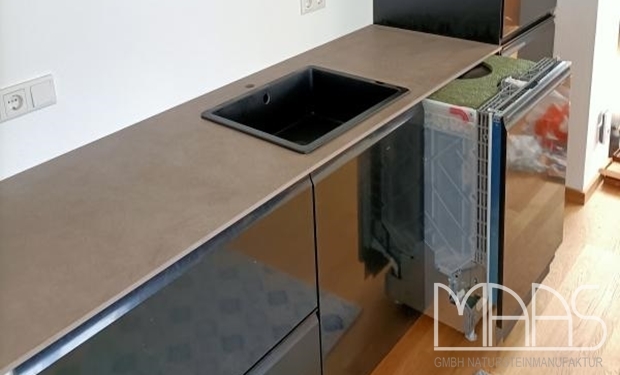 München Level Keramik Arbeitsplatten Taupe Concrete