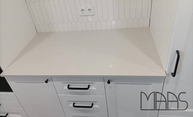 München Silestone Arbeitsplatten Desert Silver