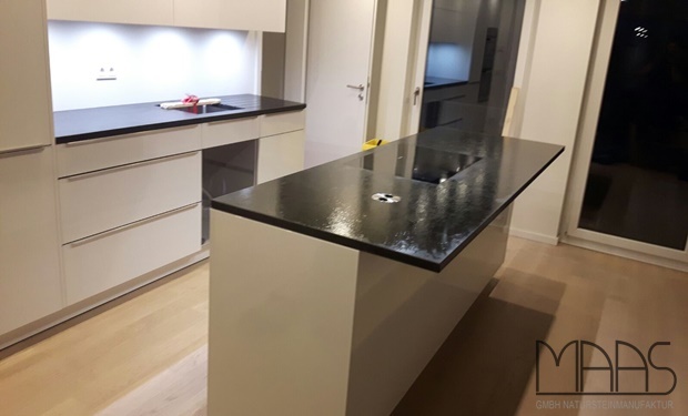 Neuss Granit Arbeitsplatten Alexander Black