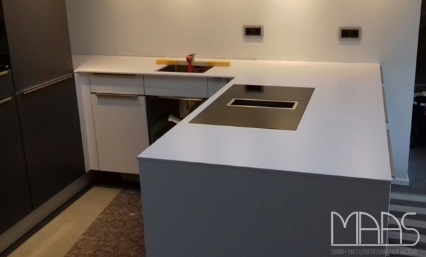 Nürtingen Silestone Arbeitsplatten Blanco Zeus Extreme