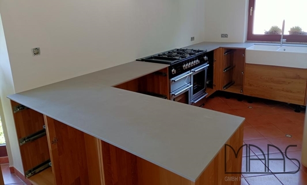 Ruppichteroth Level Keramik Arbeitsplatten und Rückwände Grey Concrete