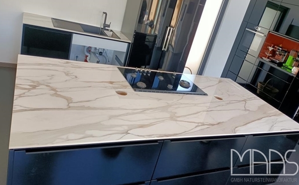 Saarbrücken Level Arbeitsplatten Calacatta Gold