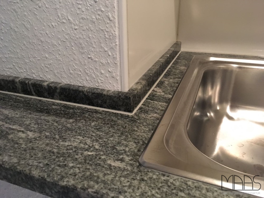 Granit Arbeitsplatte und Wischleisten Multicolor Grün