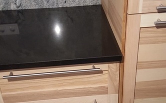 Silestone Arbeitsplatten Negro Tebas in 3 cm Stärke