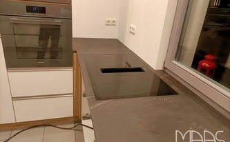 Dekton Arbeitsplatten Kelya mit Ceranfeld