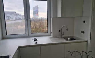Küche in Babenhausen mit Laminam Arbeitsplatten Ardesia Bianco a Spacco