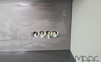 Steckdosenbohrungen in der Dekton Rückwand Domoos