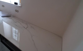 Marmoroptik der Level Keramik Arbeitsplatte Statuario Michelangelo