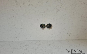 Silestone Rückwand Lime Delight mit Steckdosenbohrungen