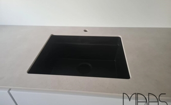 Level Keramik Arbeitsplatte White Concrete mit Unterbauspüle