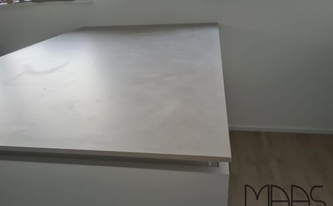 Invisacook in der Level Keramik Arbeitsplatte White Concrete