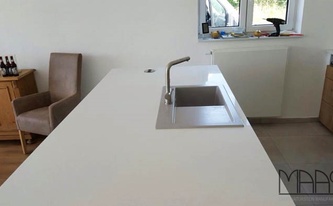 Montage der Caesarstone Arbeitsplatten in 3141 Osprey