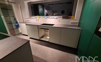 Küchenzeile in Bonn mit Dekton Arbeitsplatten Eter