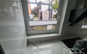Infinity Arbeitsplatte und Fensterbank Calacatta Oro