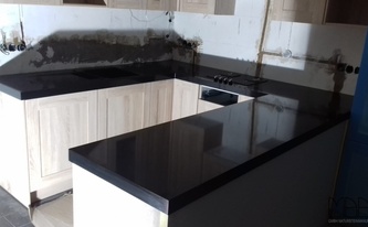 Silestone Arbeitsplatten Iconic Black auf Gehrung