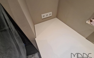 Schrägschnitte in der Dekton Arbeitsplatte Moone