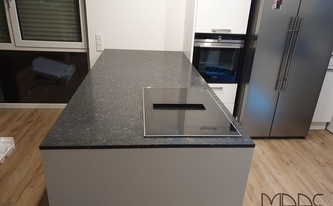 Kücheninsel mit Granit Arbeitsplatte Steel Grey