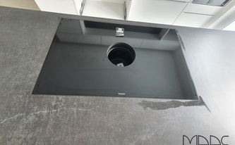 Dekton Arbeitsplatte Laos mit Ceranfeld