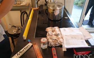 Kücheninsel mit Granit Arbeitsplatte Nero Assoluto Zimbabwe