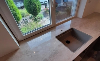 Spüle in der Dekton Arbeitsplatte Arga