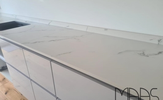 Dekton Arbeitsplatte Kairos in 2 cm Stärke