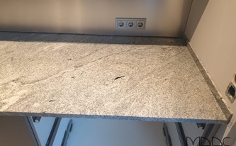 Granit Arbeitsplatte Viscont White in 3,0 cm Stärke