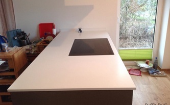 Caesarstone 2141 Snow Arbeitsplatte in Hamburg