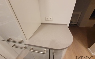 Dekton Arbeitsplatte Sirocco mit Bogenschnitt
