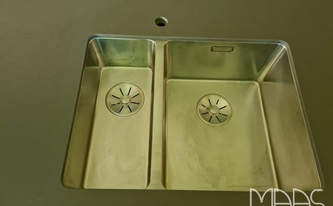 Unterbauspüle in der Silestone Arbeitsplatte Cemento Spa