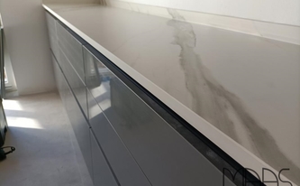 Dekton Arbeitsplatte Opera in 2 cm Stärke