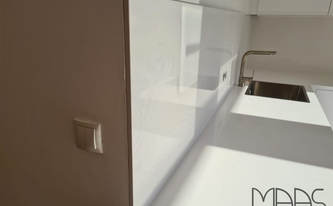 Compac Arbeitsplatten und Rückwände Absolute Blanc in 1,2 cm Stärke