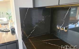 Montage der CTX-BasicQuarz Arbeitsplatten und Rückwände 203T Nero Marquina-CTX in Koblenz