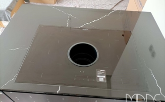 Ceranfeld in der CTX-BasicQuarz Arbeitsplatte 203T Nero Marquina-CTX