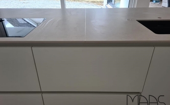 Porcelanosa Arbeitsplatte Bottega Caliza in 1,2 cm Stärke