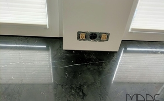 Granit Arbeitsplatte Negresco mit Ausklinkungen