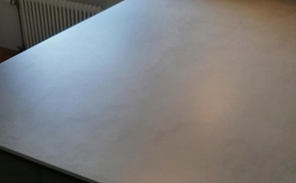 Halbinsel mit Dekton Arbeitsplatte Kovik