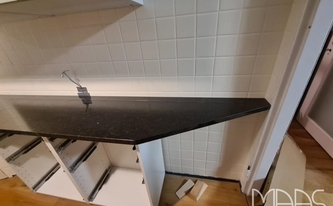 Granit Arbeitsplatte Black Pearl mit Schrägschnitt