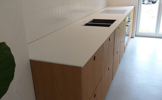 Die IKEA Küchenzeile mit Keramik SapienStone Arbeitsplatten Uni Ice
